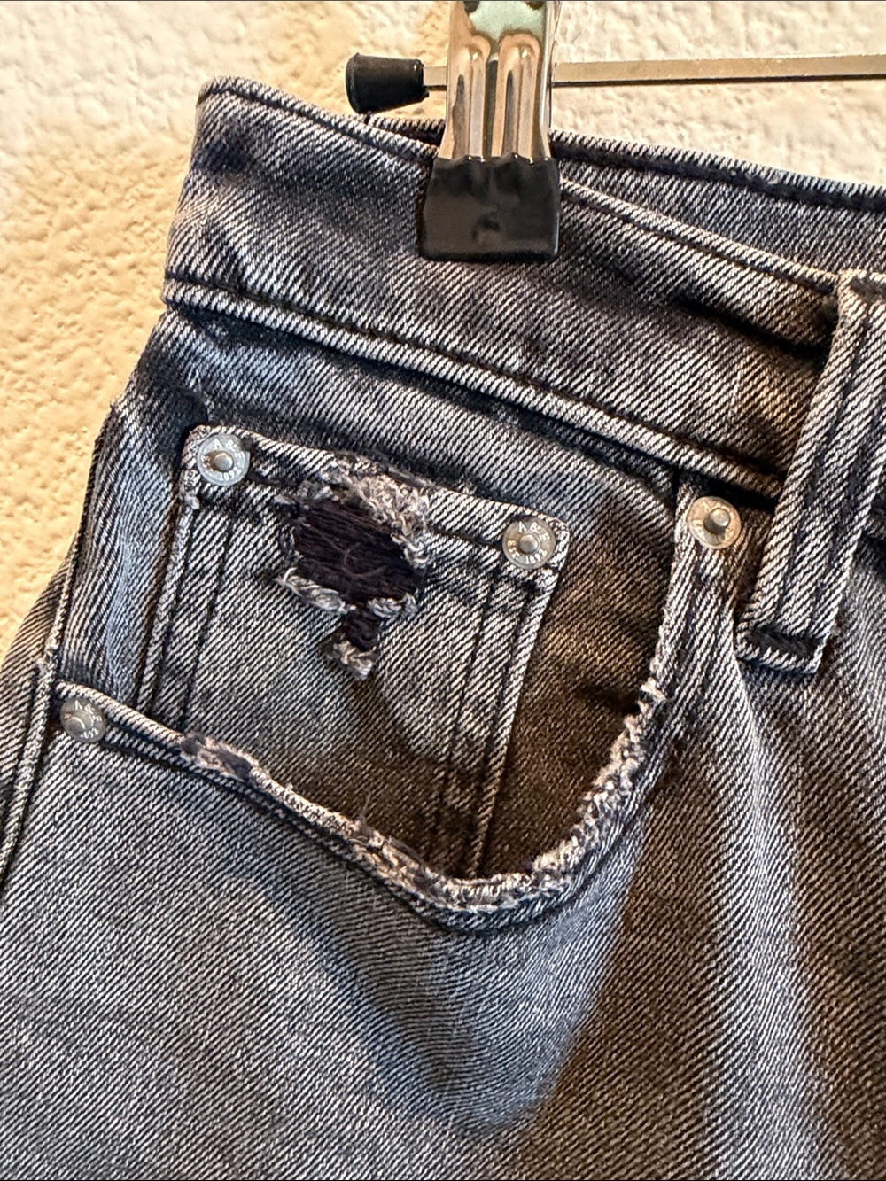 Abercrombie Ankle Straight Ultra High Rise - Rinsed Black - Picture 4 of 6
